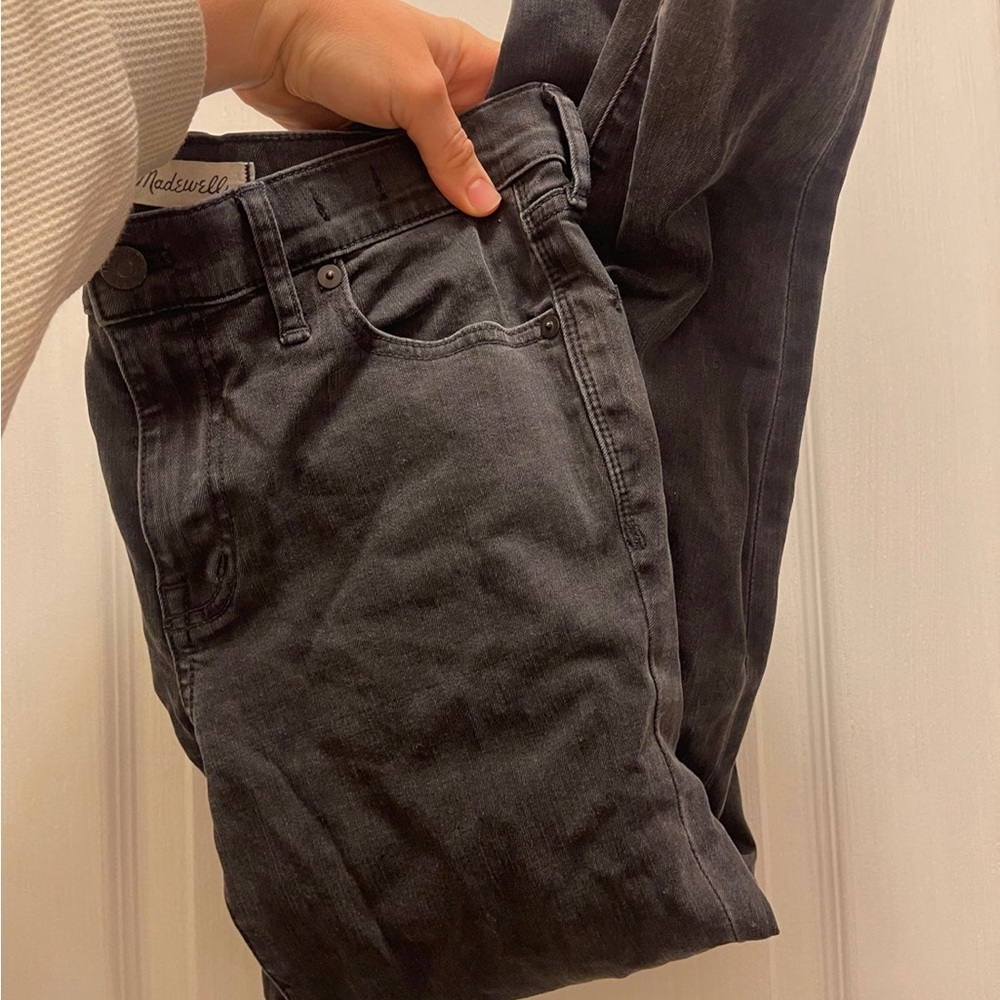 Madewell 9" Mid-Rise Skinny Jeans in Black Sea